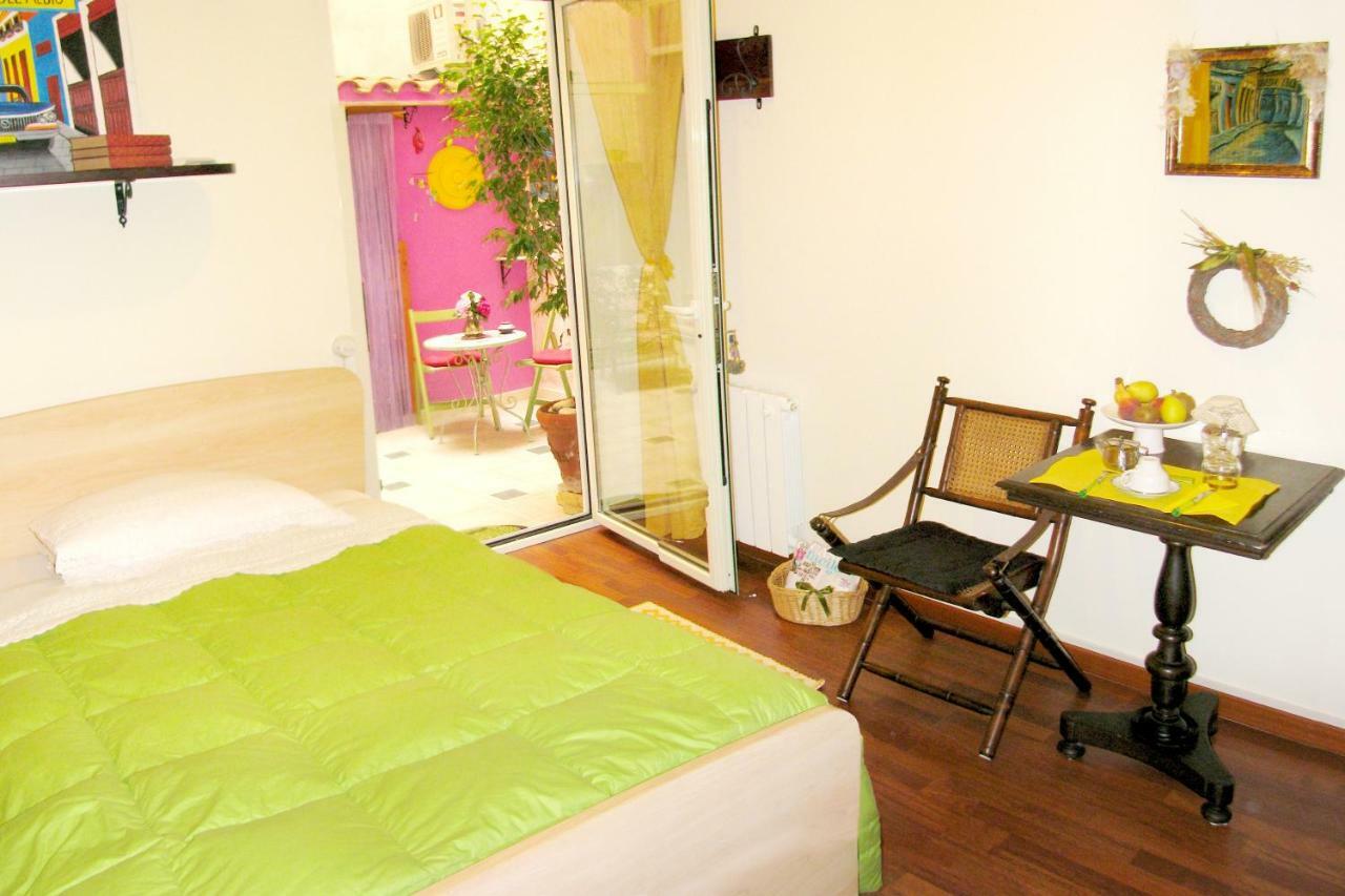 Bed and Breakfast La Posadina House A Cagliari Locazioni Turistiche Brevi Exterior foto