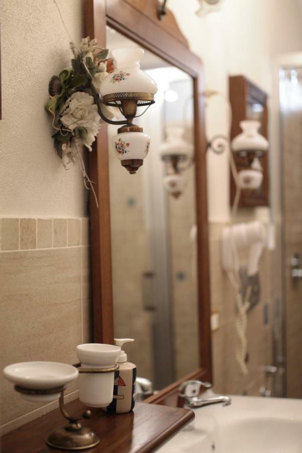 Bed and Breakfast La Posadina House A Cagliari Locazioni Turistiche Brevi Exterior foto